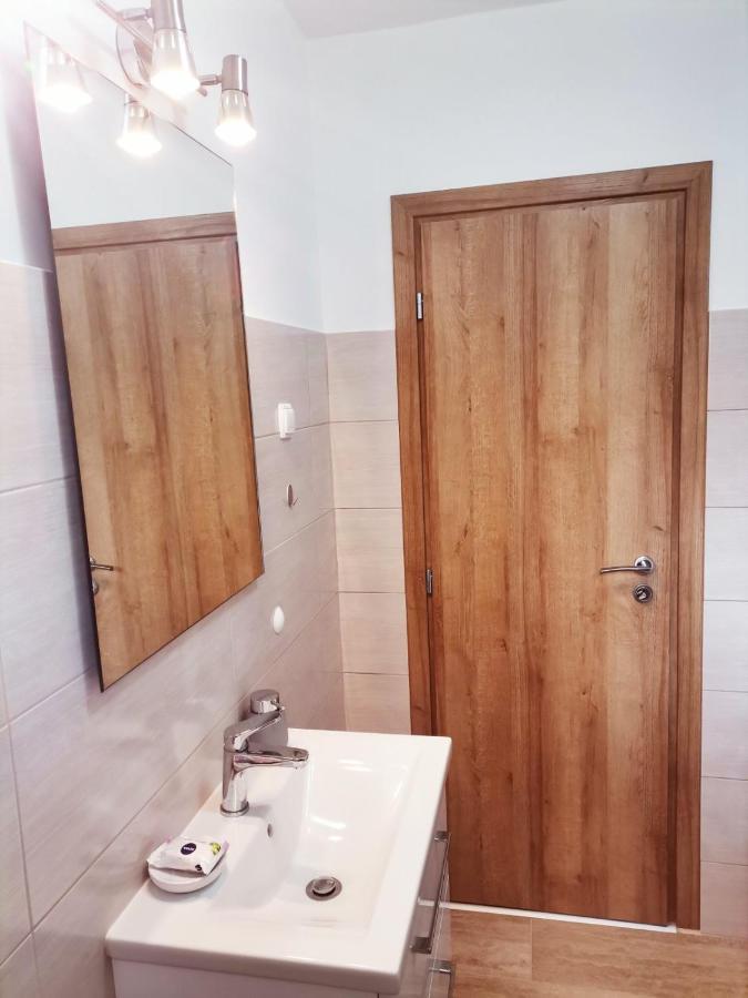 Apartment Lora Crikvenica Esterno foto